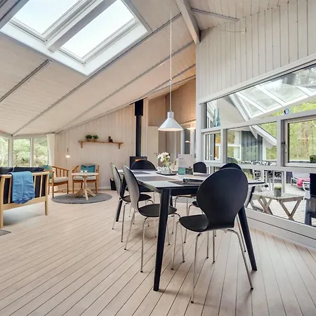 Feriehus Selver - 250m From The Sea By Interhome Hals